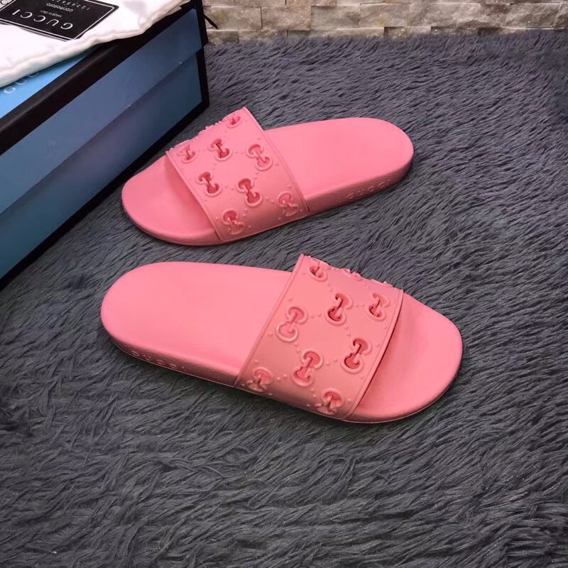 Gucci Rubber GG Slide Sandal In Pink - EUR FASHION