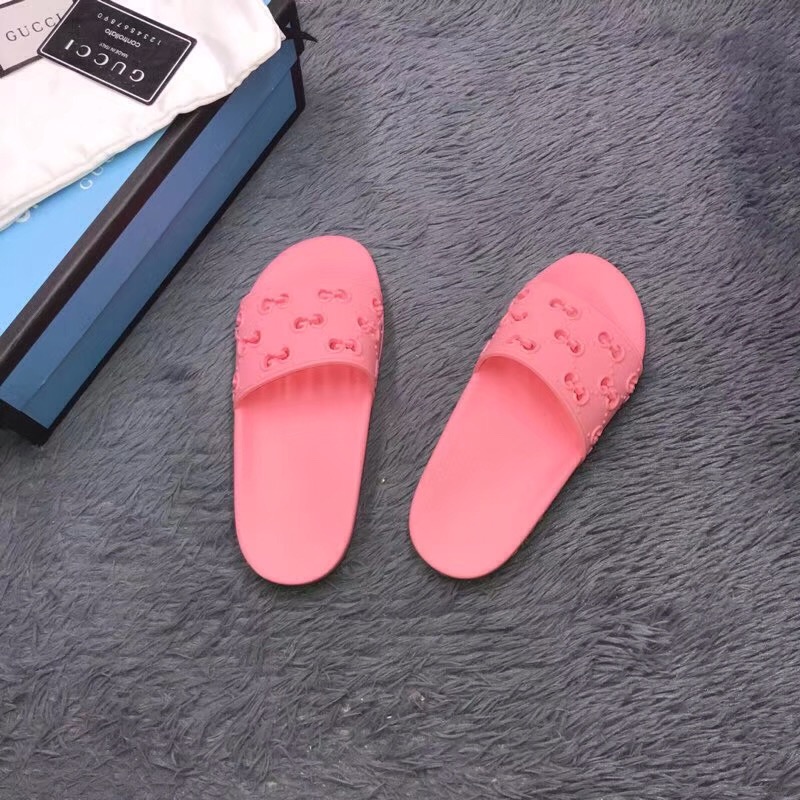 Gucci Rubber GG Slide Sandal In Pink - EUR FASHION