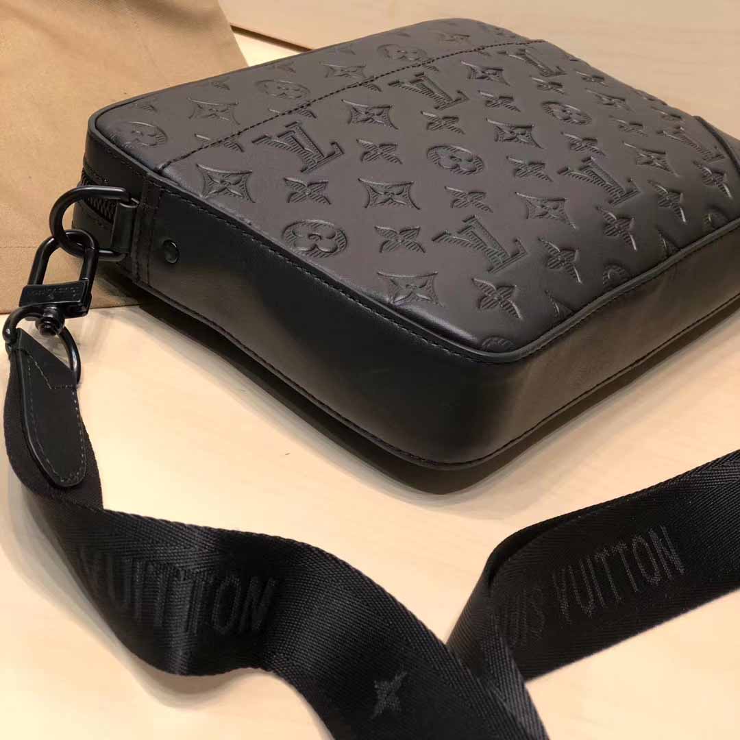 Louis Vuitton Monogram Shoulder Bag - EUR FASHION