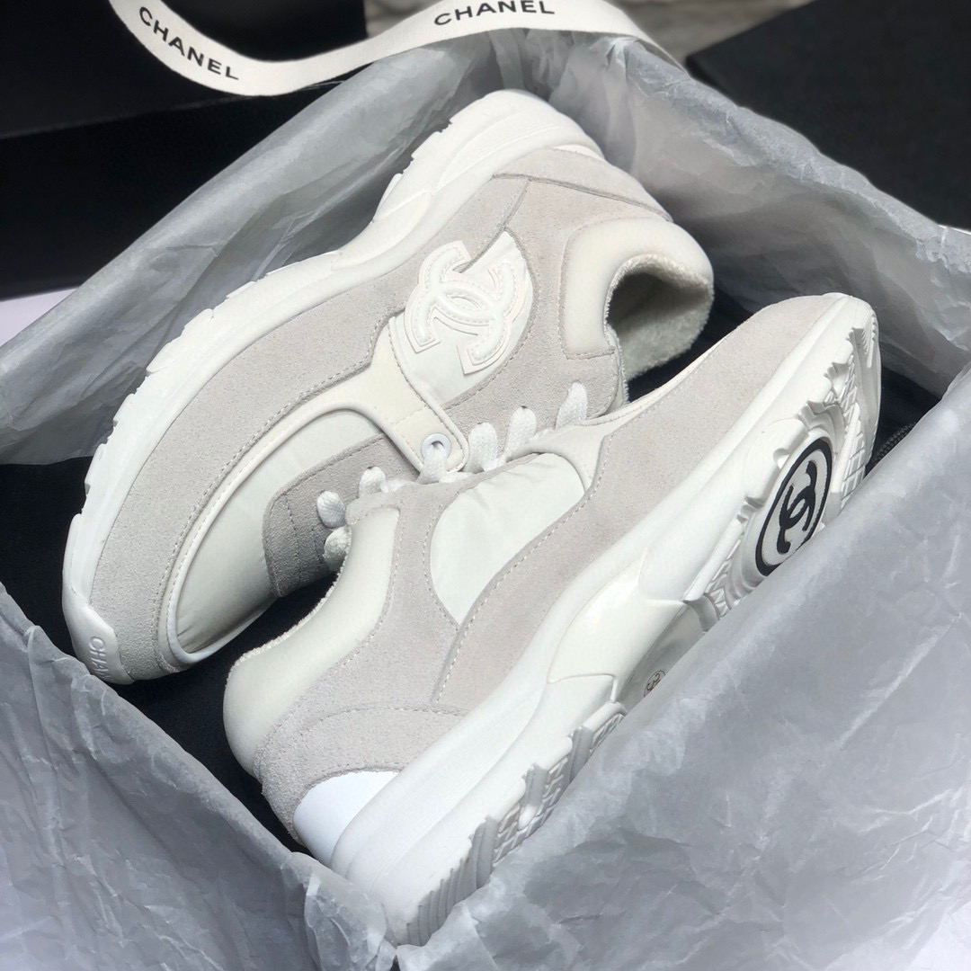 Chanel CC Sneakers  - EUR FASHION