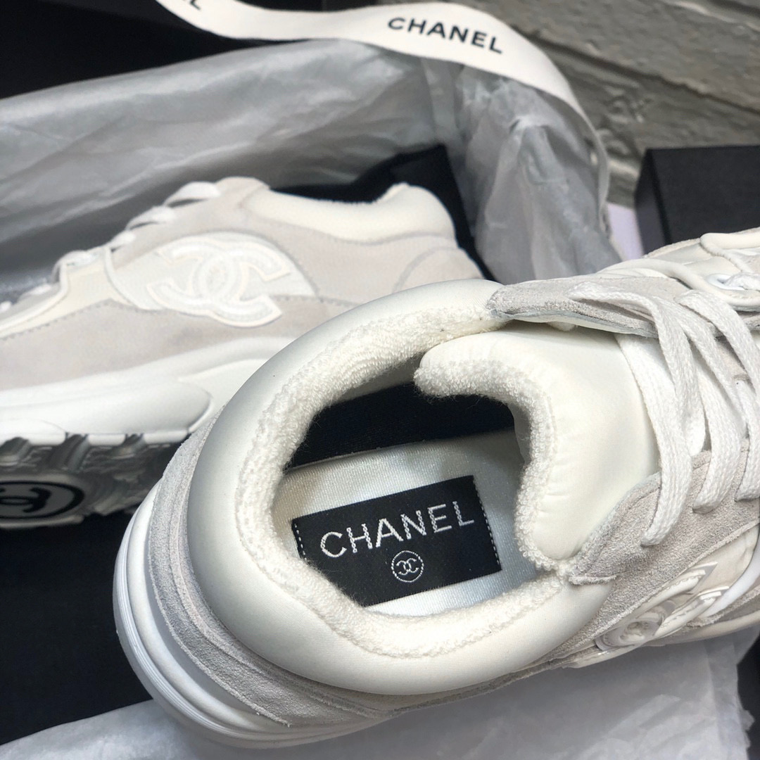 Chanel CC Sneakers  - EUR FASHION