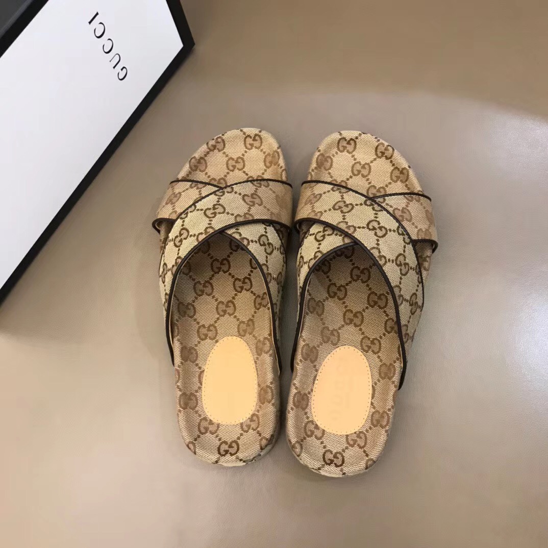 Gucci Men's GG Slide Sandal - EUR FASHION