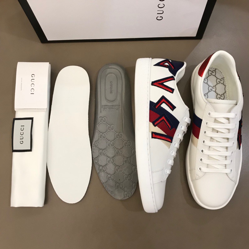 Gucci Letter Ace Embroidered Sneaker - EUR FASHION