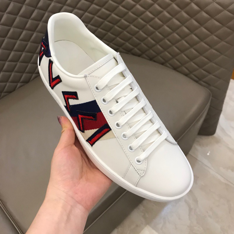 Gucci Letter Ace Embroidered Sneaker - EUR FASHION