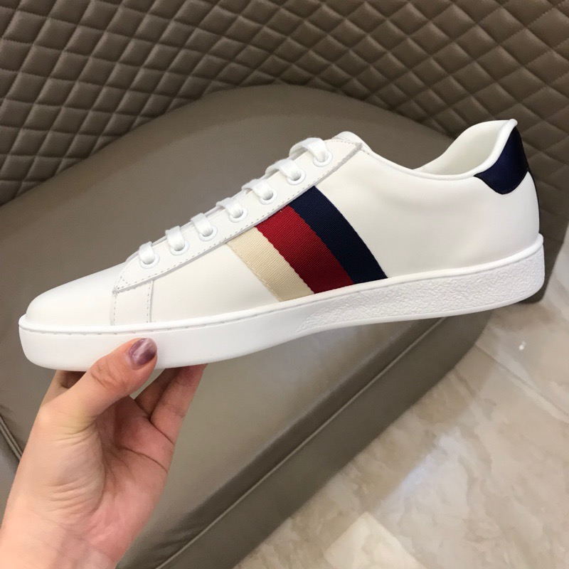 Gucci Letter Ace Embroidered Sneaker - EUR FASHION