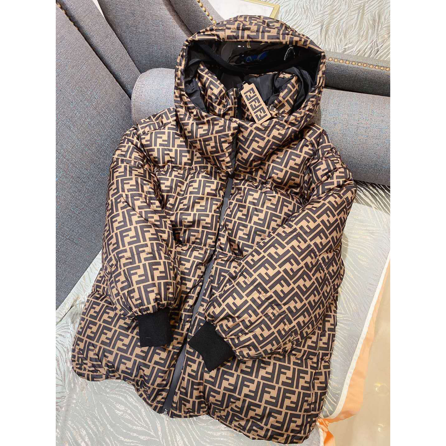 Fendi FF Motif Down Jacket - EUR FASHION