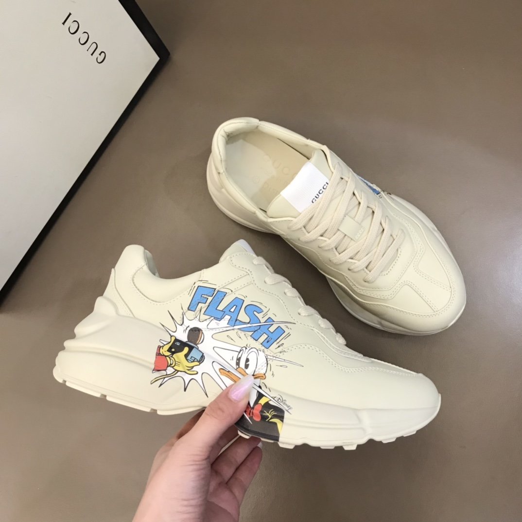 Gucci Disney Donald Duck Print Sneaker - EUR FASHION