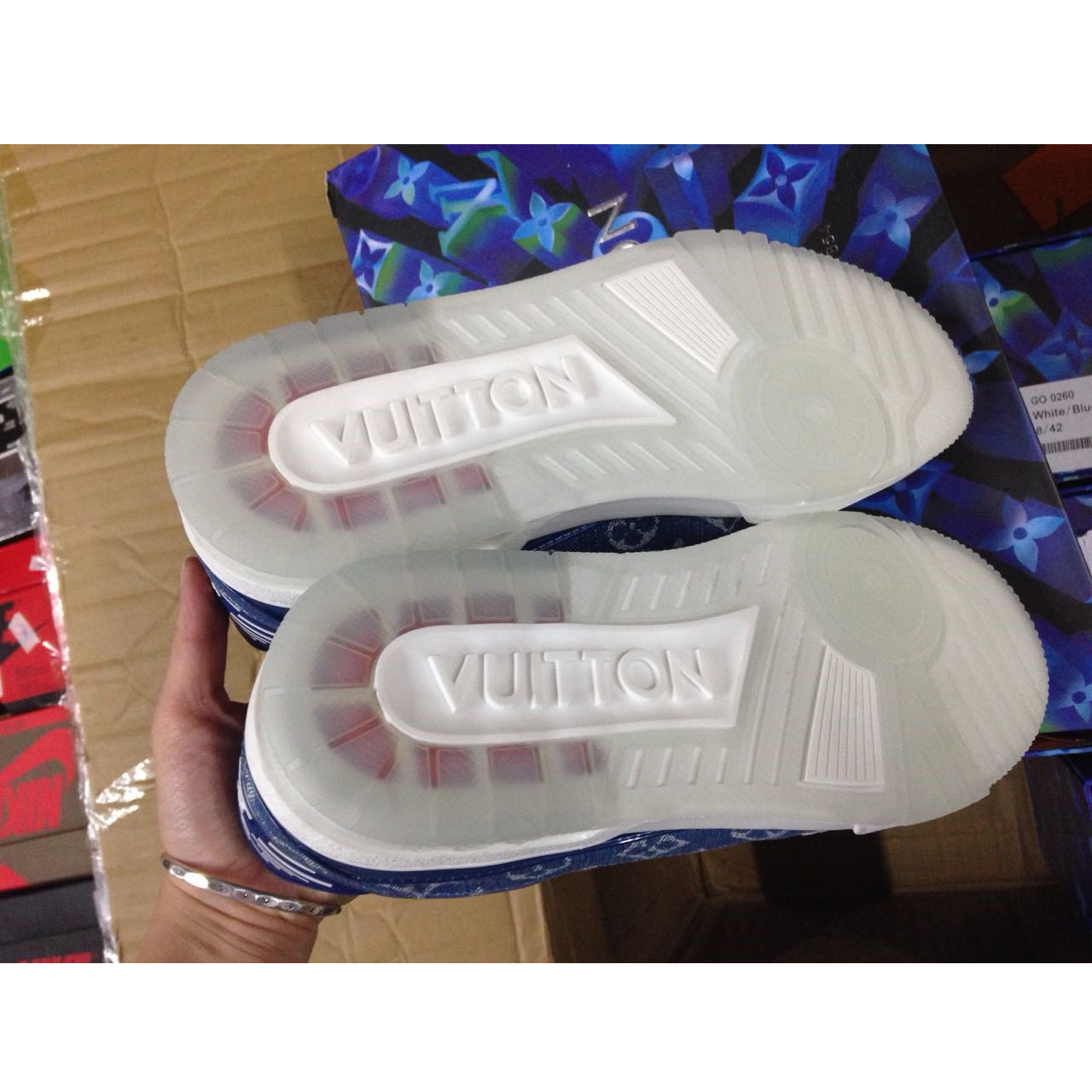 Louis Vuitton Trainer Sneaker - EUR FASHION