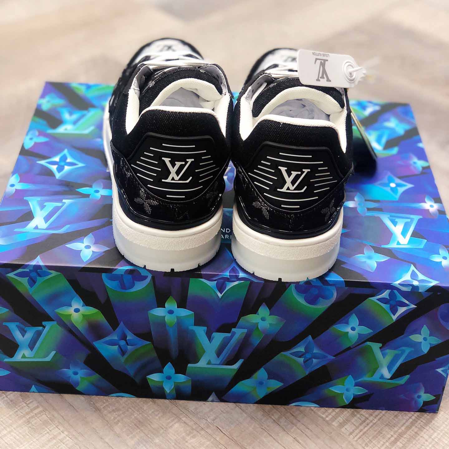 Louis Vuitton Trainer Sneaker - EUR FASHION