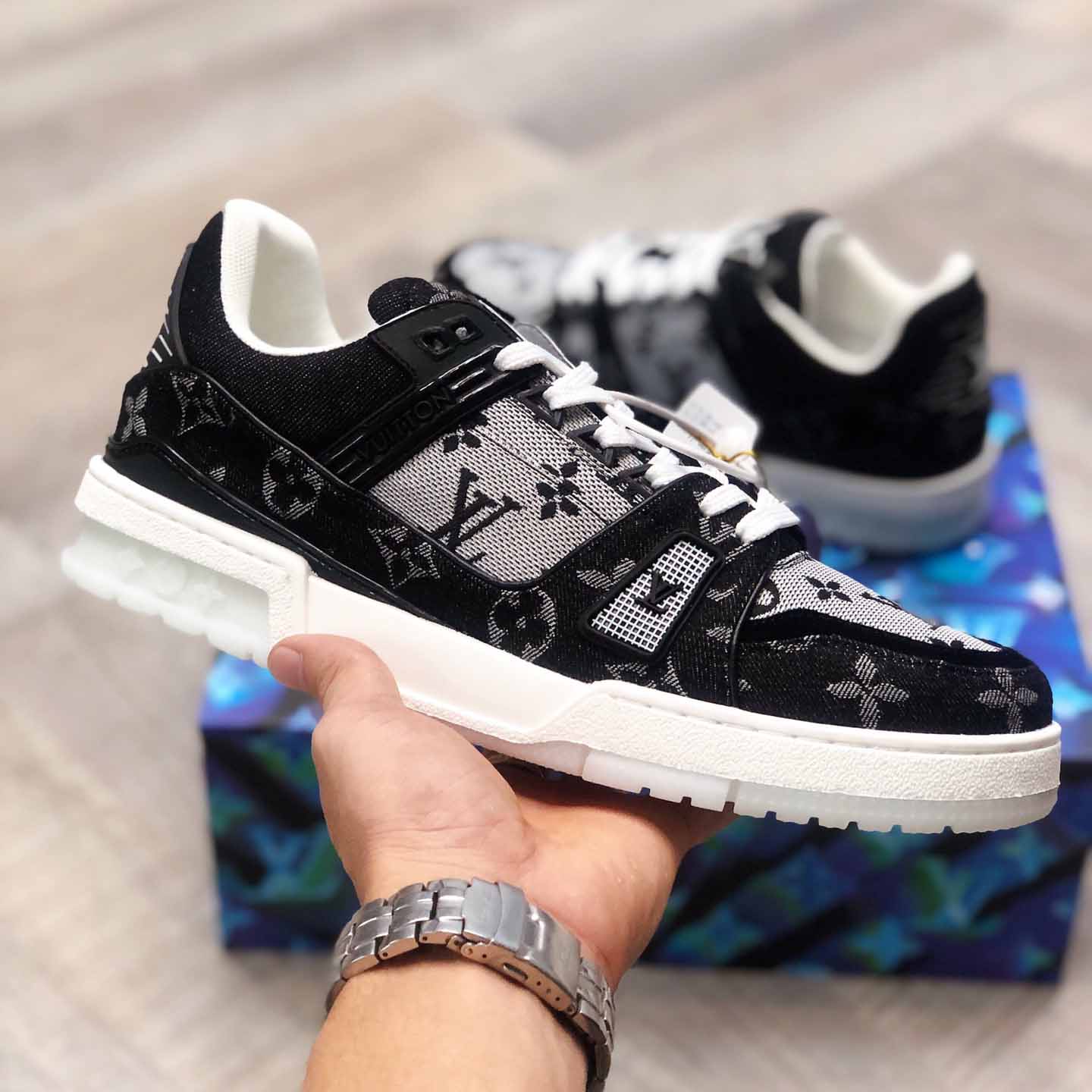 Louis Vuitton Trainer Sneaker - EUR FASHION