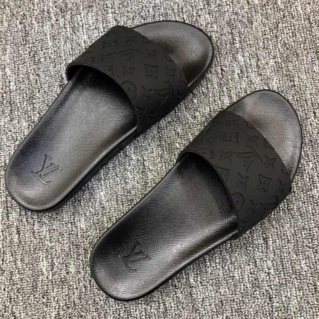 Louis Vuitton Monogram Slippers - EUR FASHION