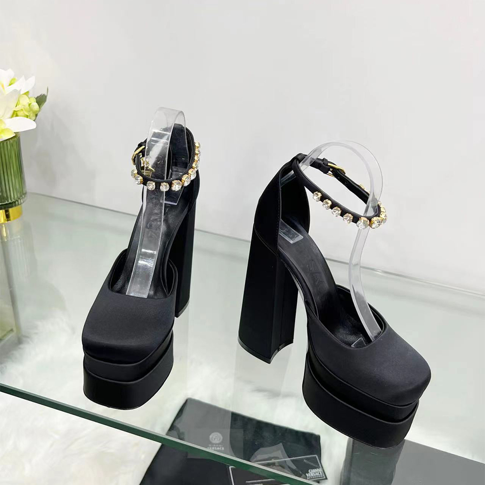 Versace Medusa Aevitas Platform Pumps - EUR FASHION