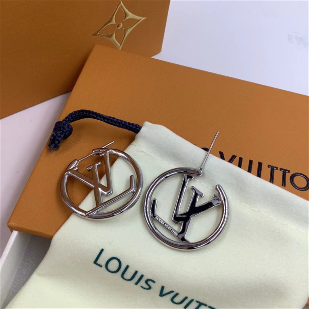 Louis Vuitton Logo Earrings - EUR FASHION