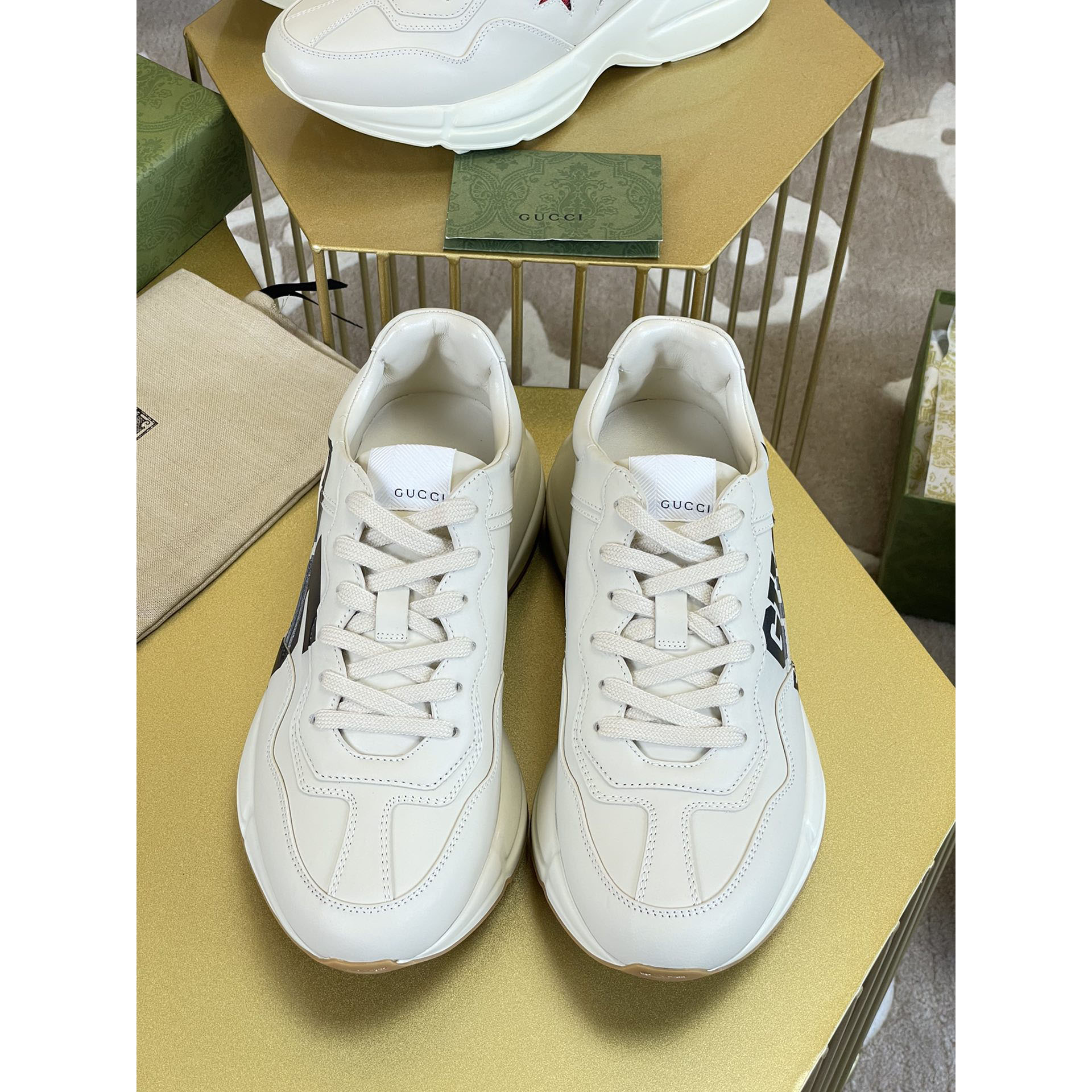 Gucci Men's Sneaker  - EUR FASHION