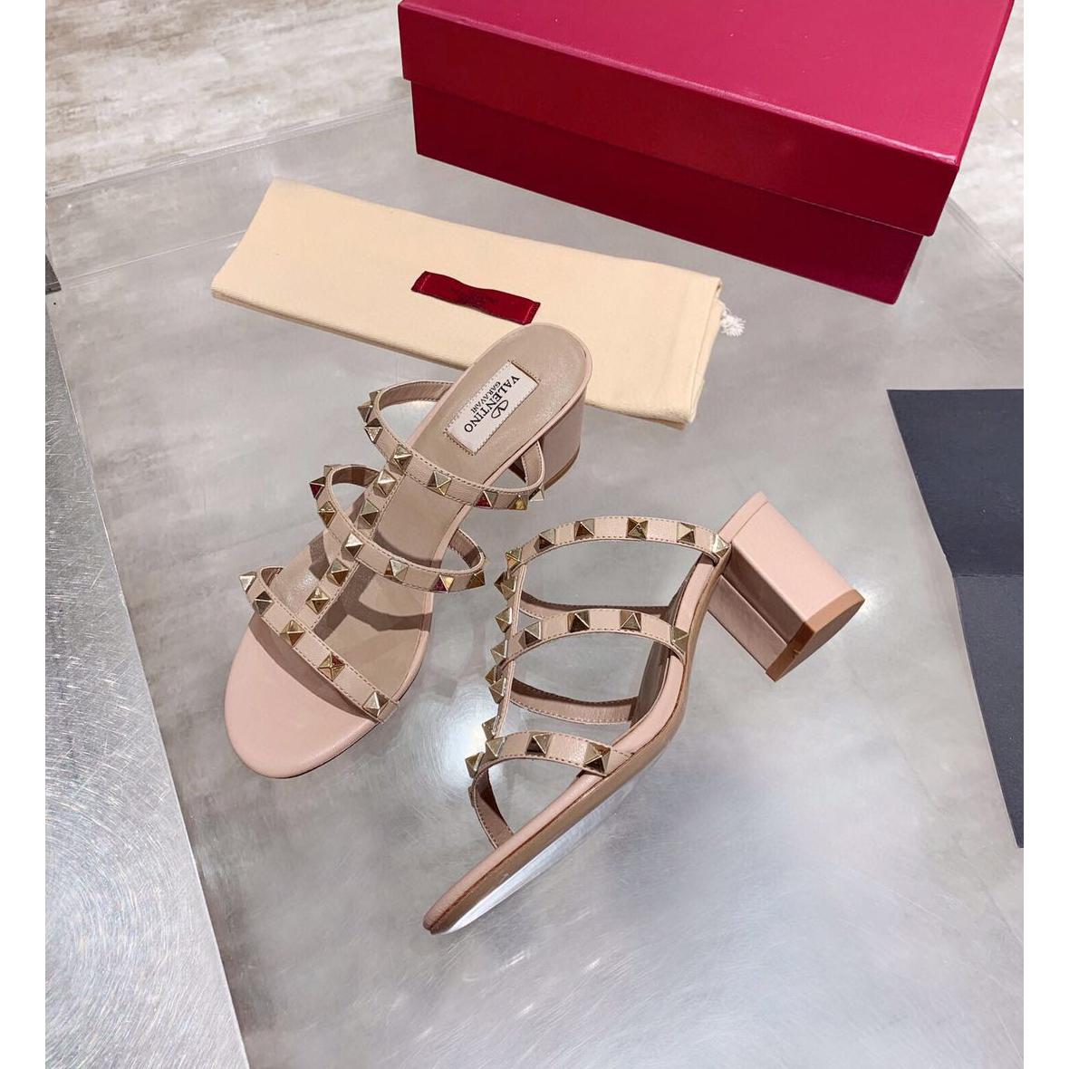 Saint Laurent Rockstud Caged 60mm Slide Sandals - EUR FASHION