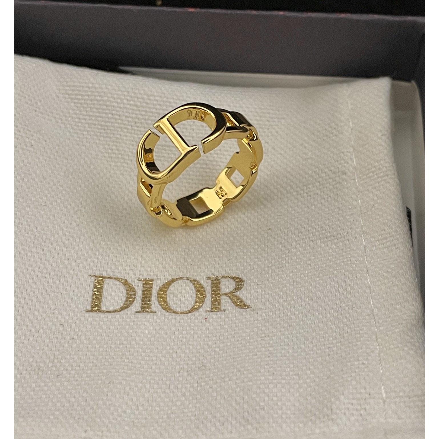 Dior 'CD' Ring - EUR FASHION