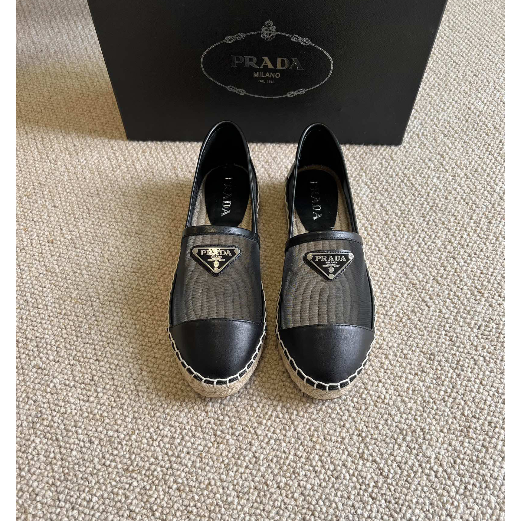 Prada  Logo  Woman Black Loafers - EUR FASHION