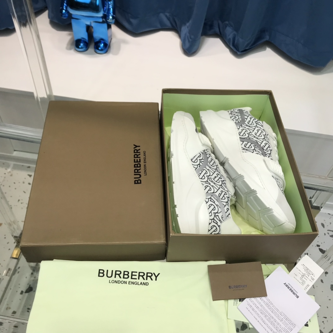 Burberry Check Cotton Canvas And Leather Sneakers - EUR FASHION