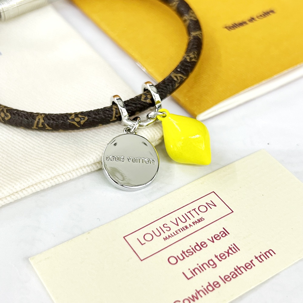 Louis Vuitton Hang It LV Fruits Bracelet - EUR FASHION