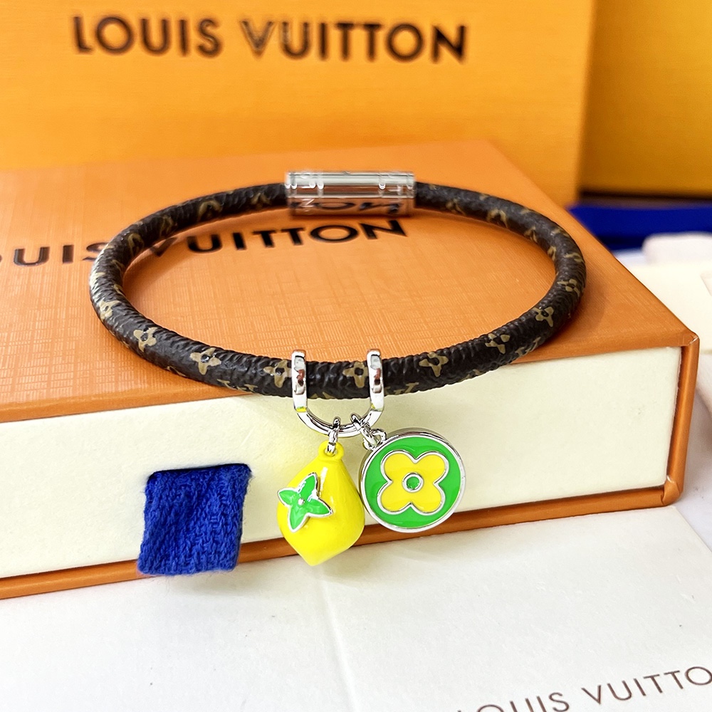 Louis Vuitton Hang It LV Fruits Bracelet - EUR FASHION