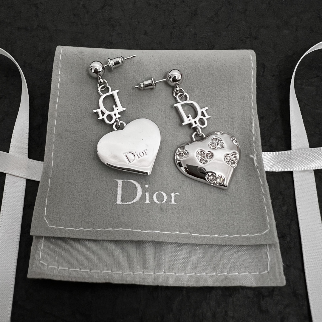 Dior Earrings  - EUR FASHION