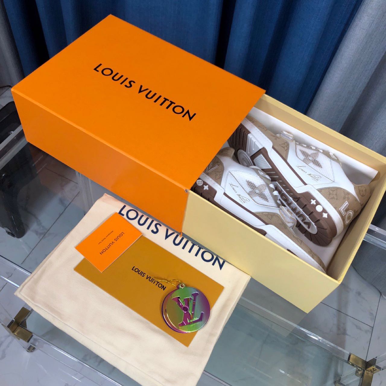 Louis Vuitton Run  Away Sneaker - EUR FASHION