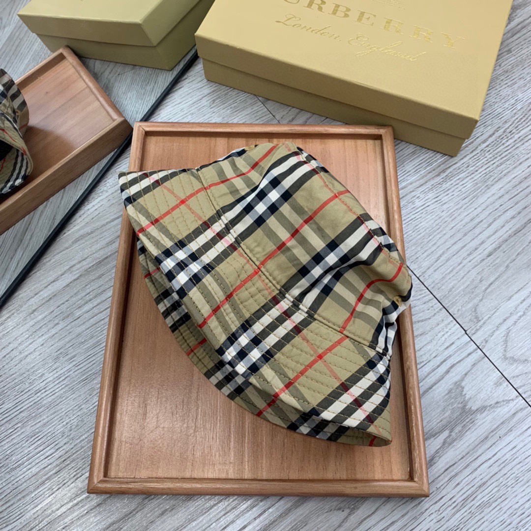 Burberry Vintage Check Cotton Bucket Hat - EUR FASHION