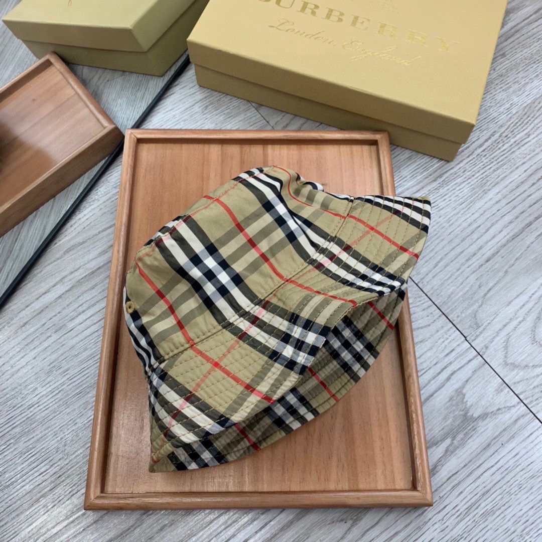 Burberry Vintage Check Cotton Bucket Hat - EUR FASHION