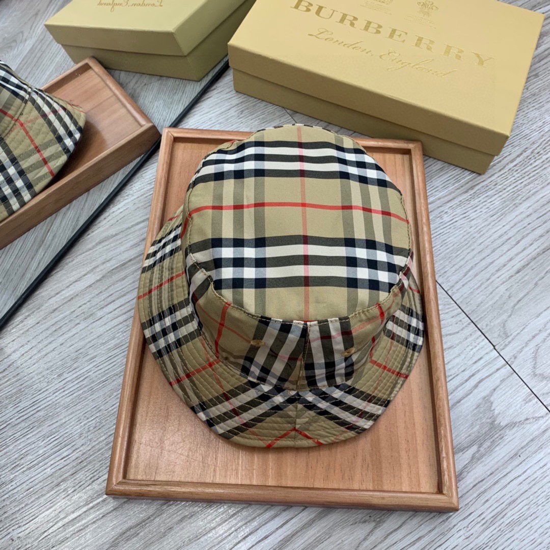 Burberry Vintage Check Cotton Bucket Hat - EUR FASHION