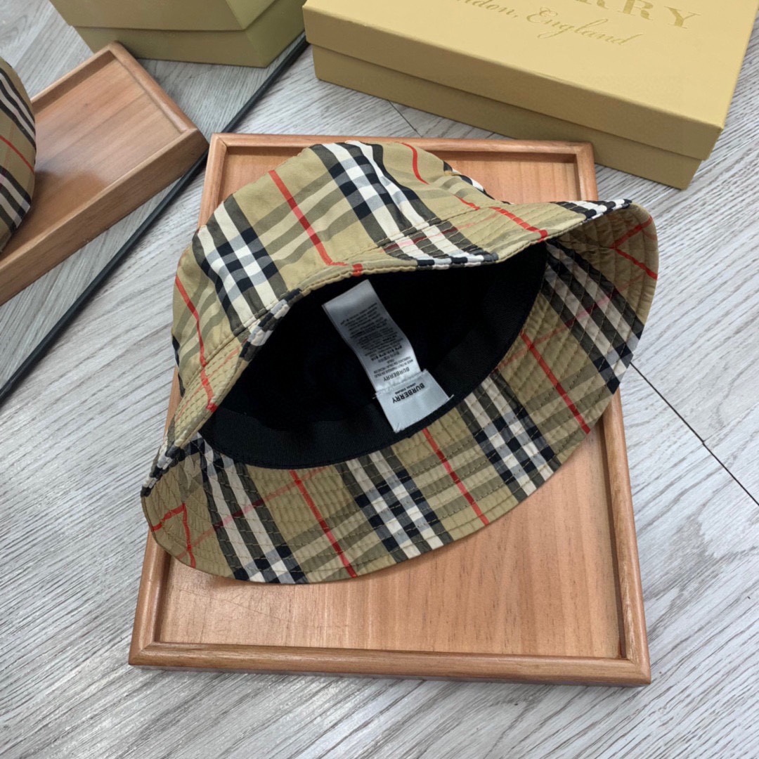 Burberry Vintage Check Cotton Bucket Hat - EUR FASHION