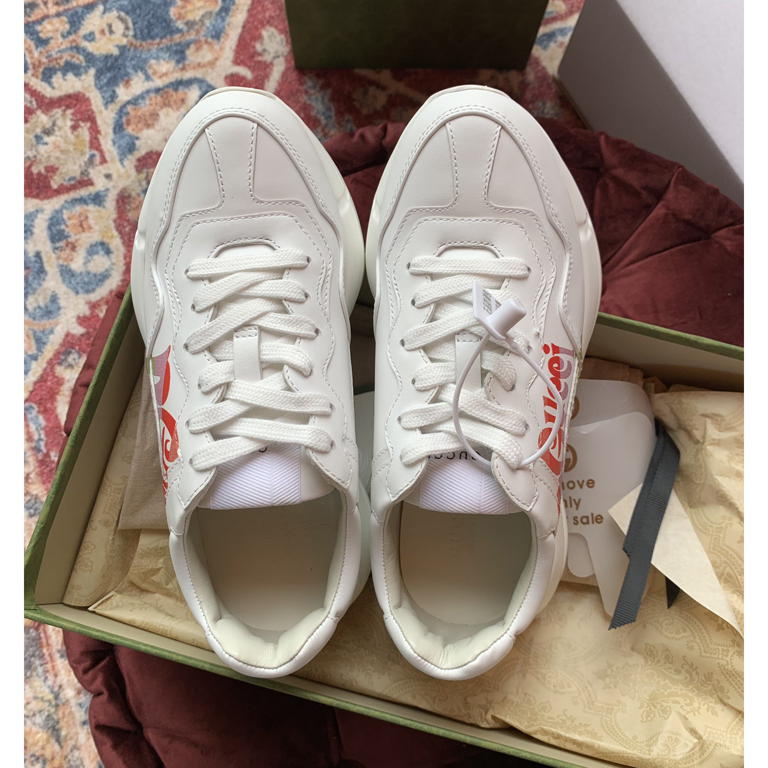 Gucci Men's Rhyton Sneaker In White - EUR FASHION