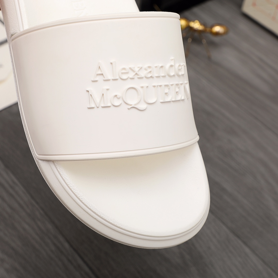 Alexander Mqueen Logo Slipper - EUR FASHION