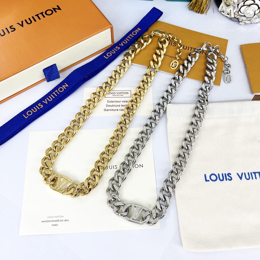 Louis Vuitton LV Get Dressed Necklace - EUR FASHION