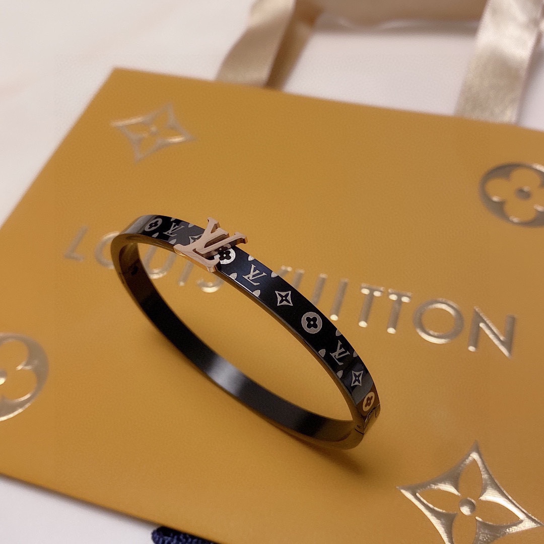 Louis Vuitton Monogram Bracelet - EUR FASHION