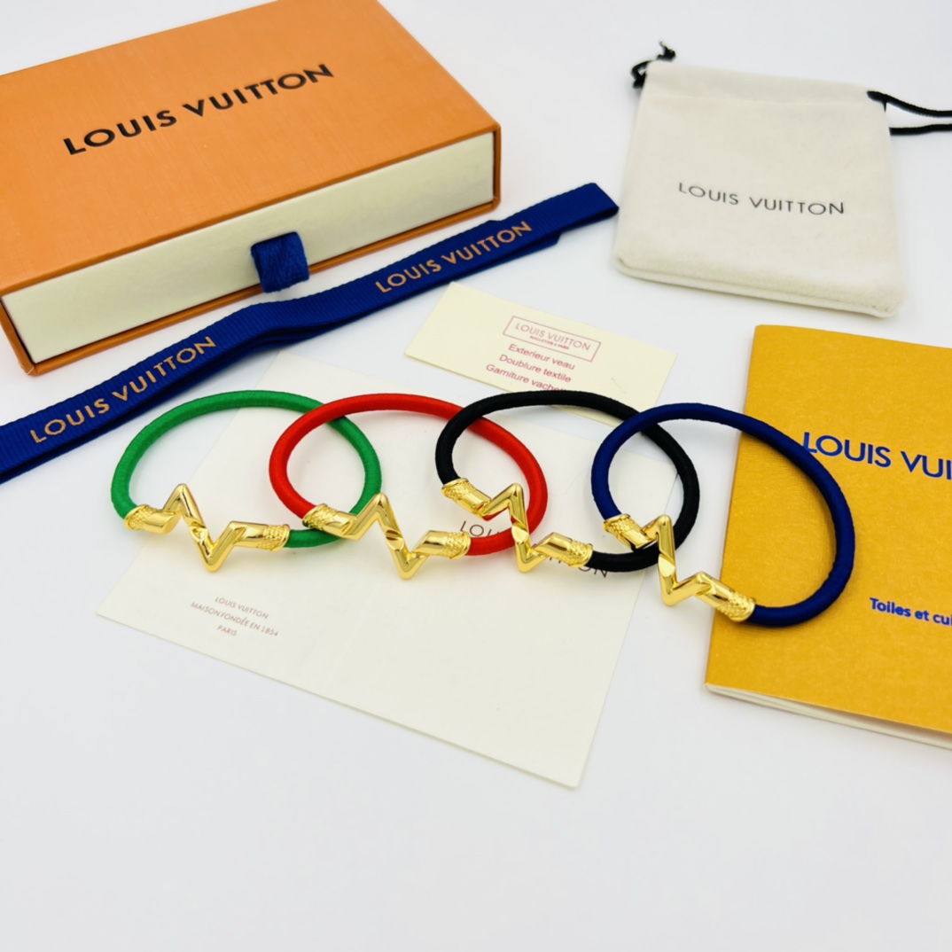 Louis Vuitton LV Volt Play 18K Bracelet - EUR FASHION