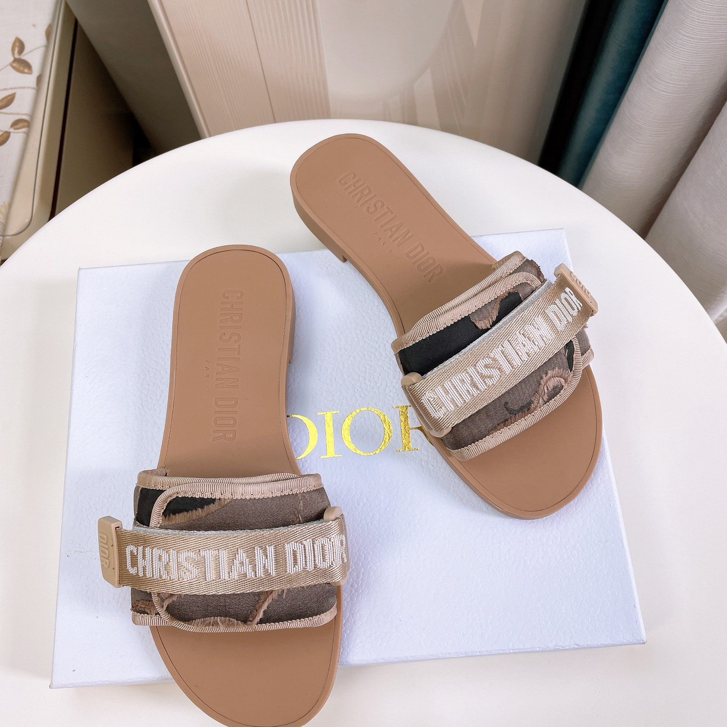 Dior Women Slides - EUR FASHION