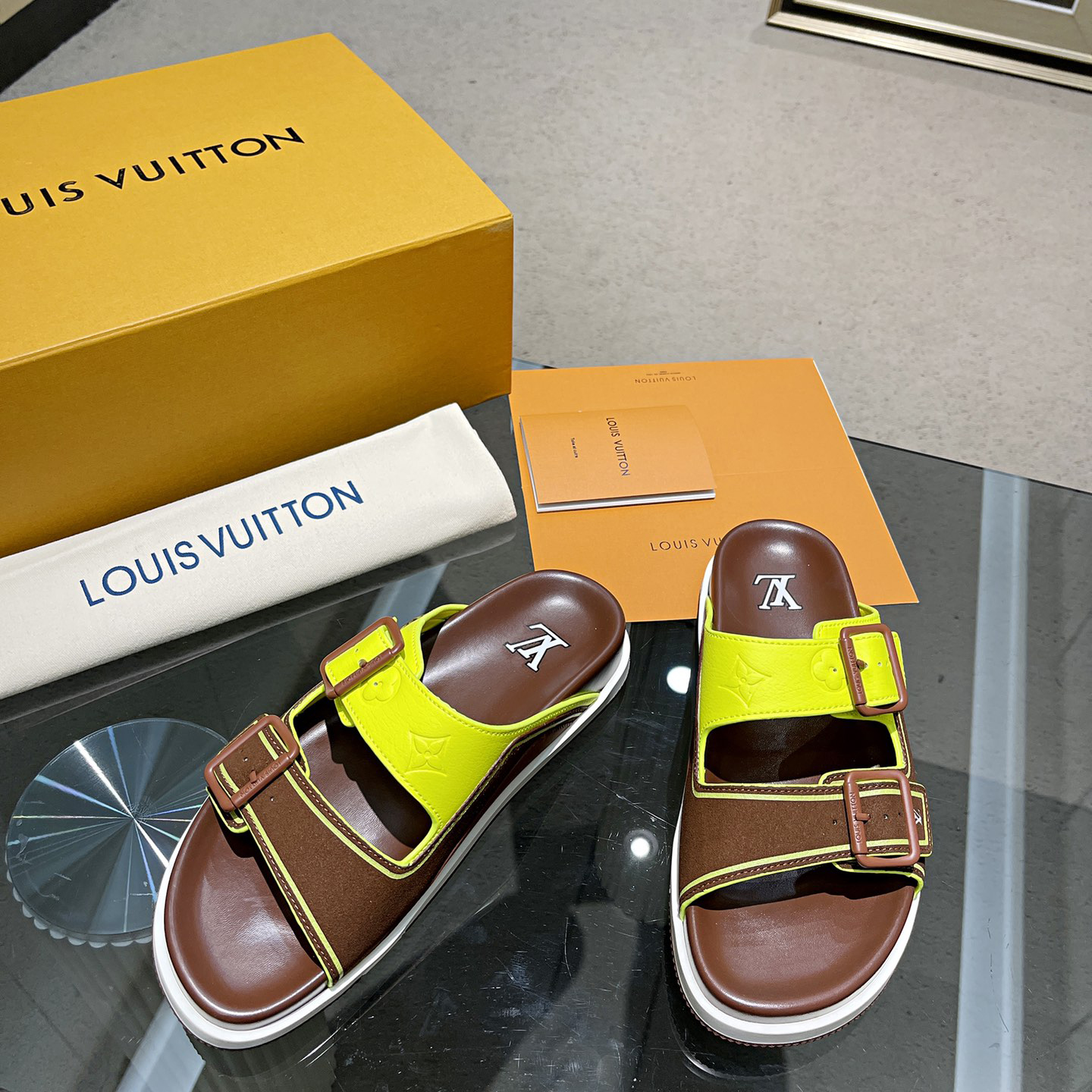 Louis Vuitton Men's Trainer Slippers - EUR FASHION