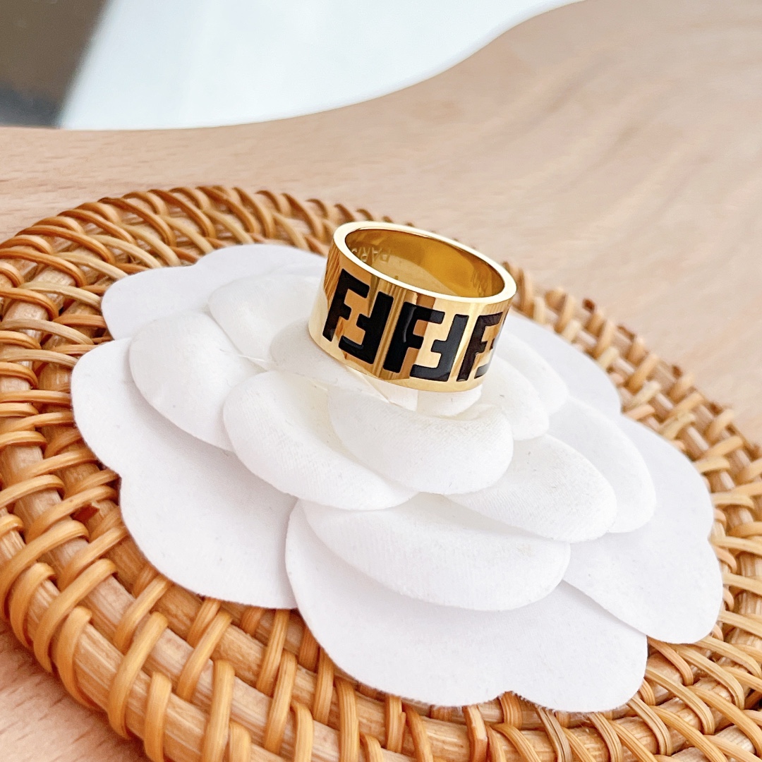 Fendi Ring - EUR FASHION