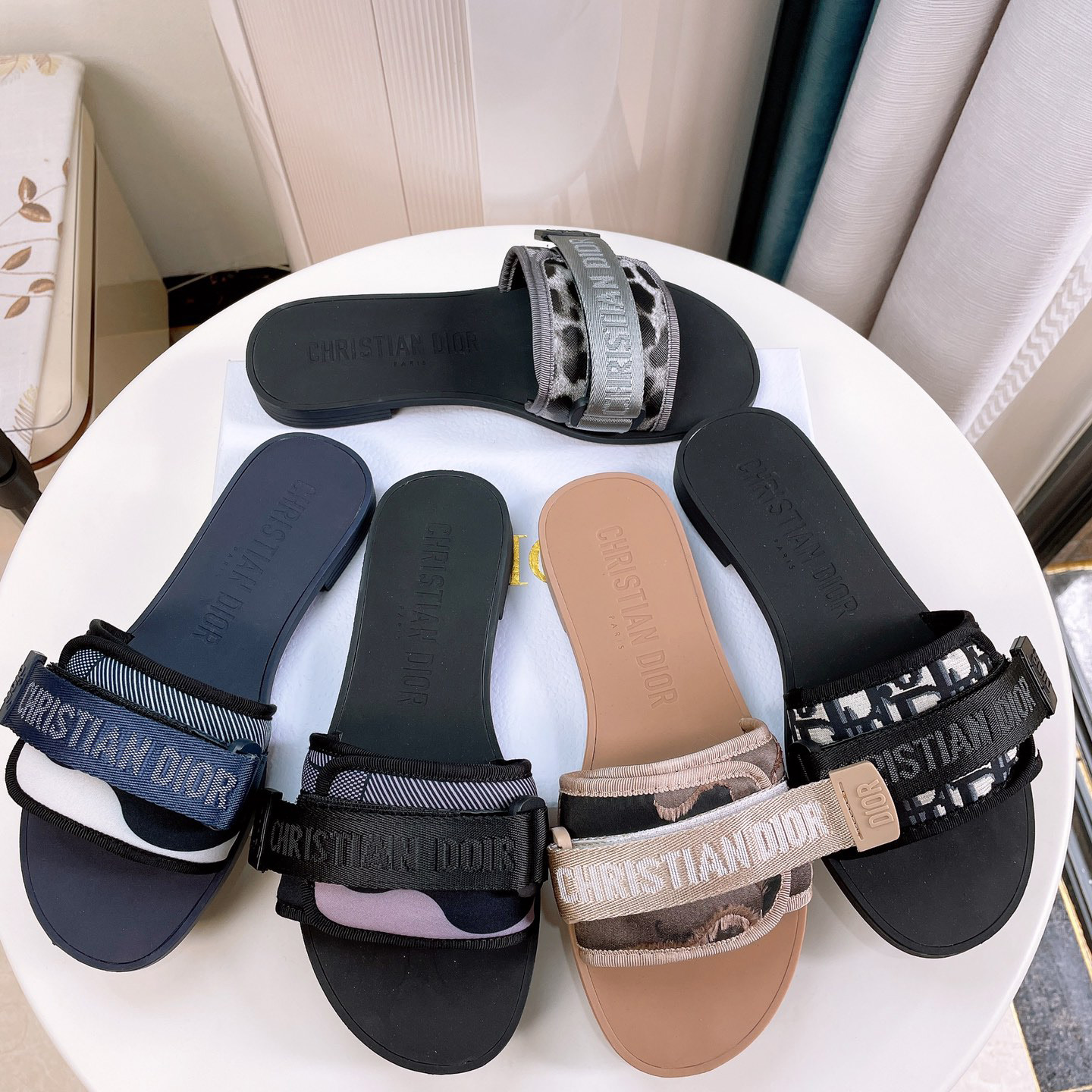 Dior Women Slides - EUR FASHION