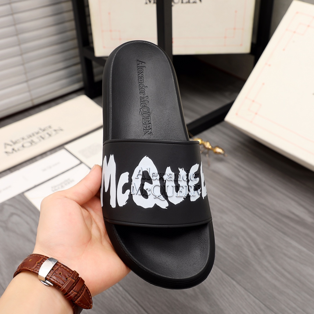 Alexander Mqueen Logo Slipper - EUR FASHION