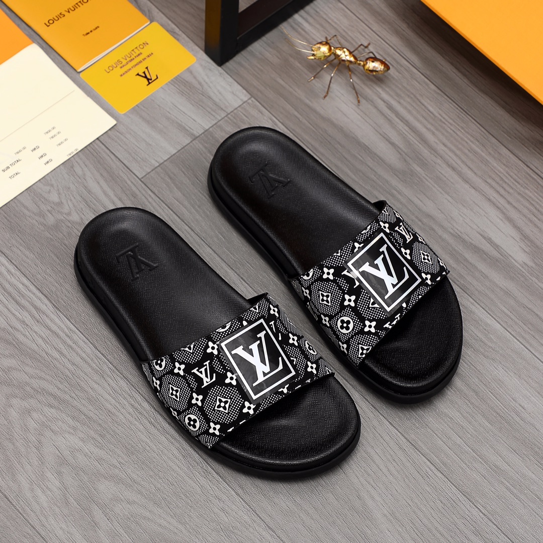 Louis Vuitton Monogram Slippers - EUR FASHION