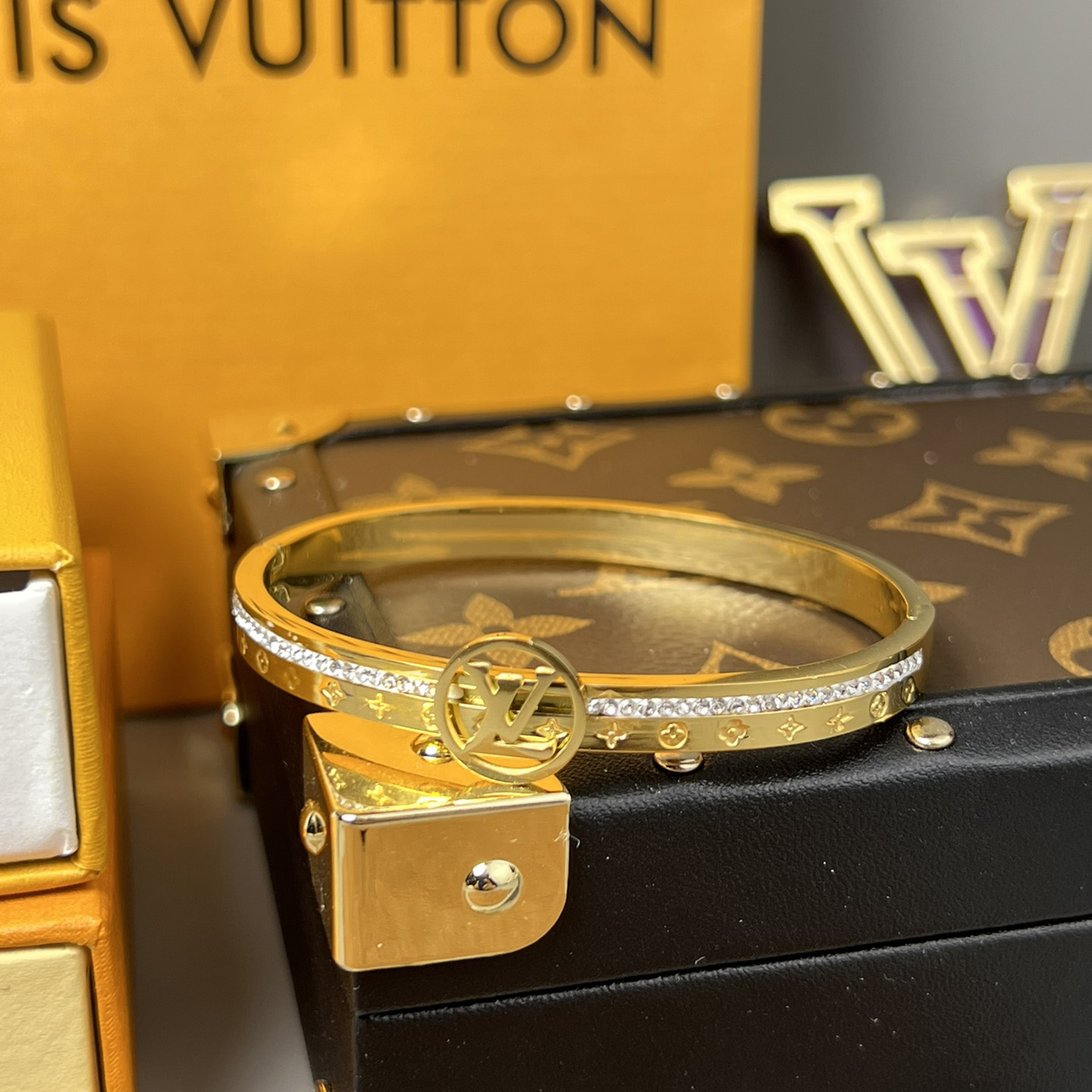 Louis Vuitton Bracelet - EUR FASHION