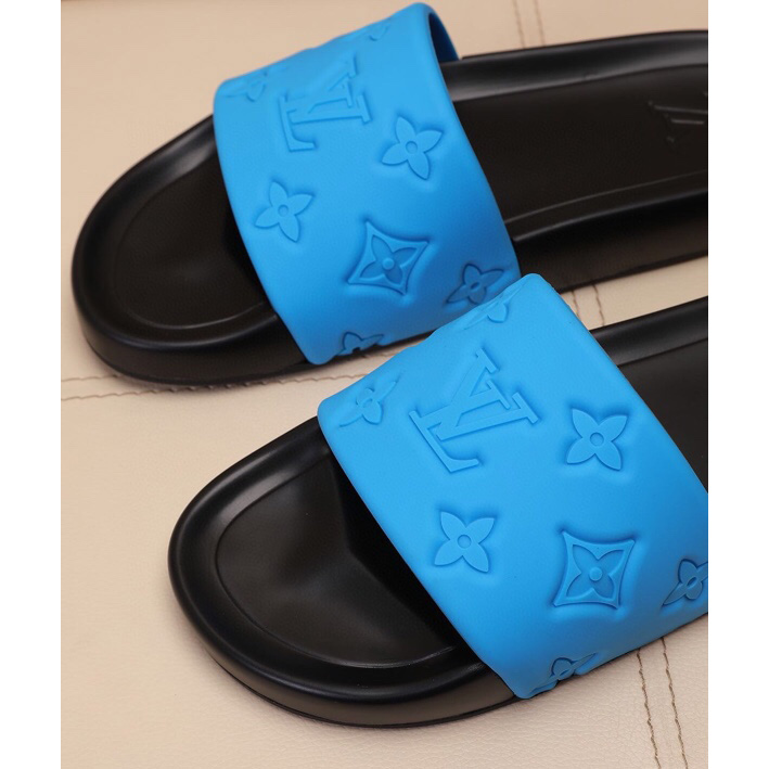 Louis Vuitton Monogram Slippers - EUR FASHION