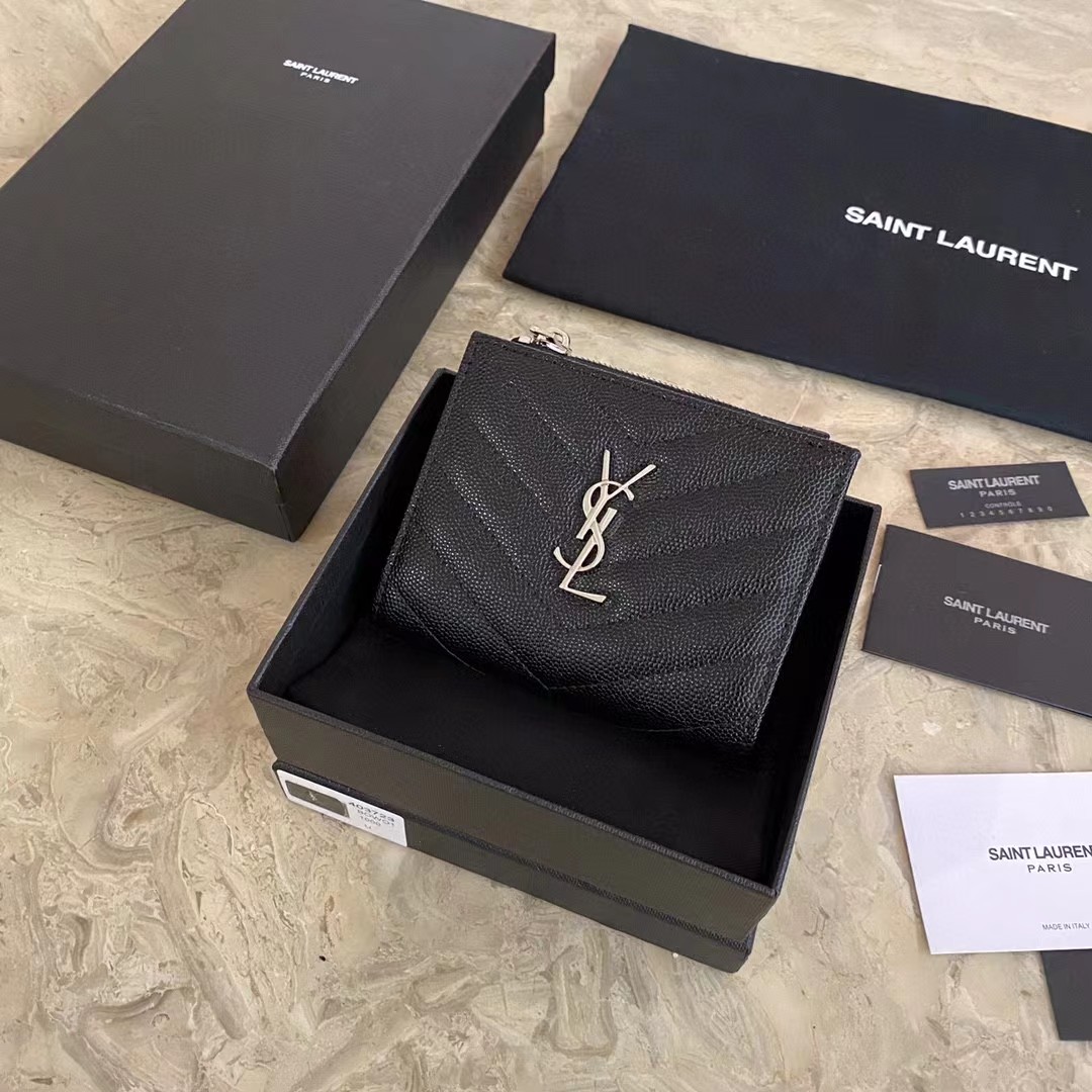 Saint Laurent Wallet - EUR FASHION