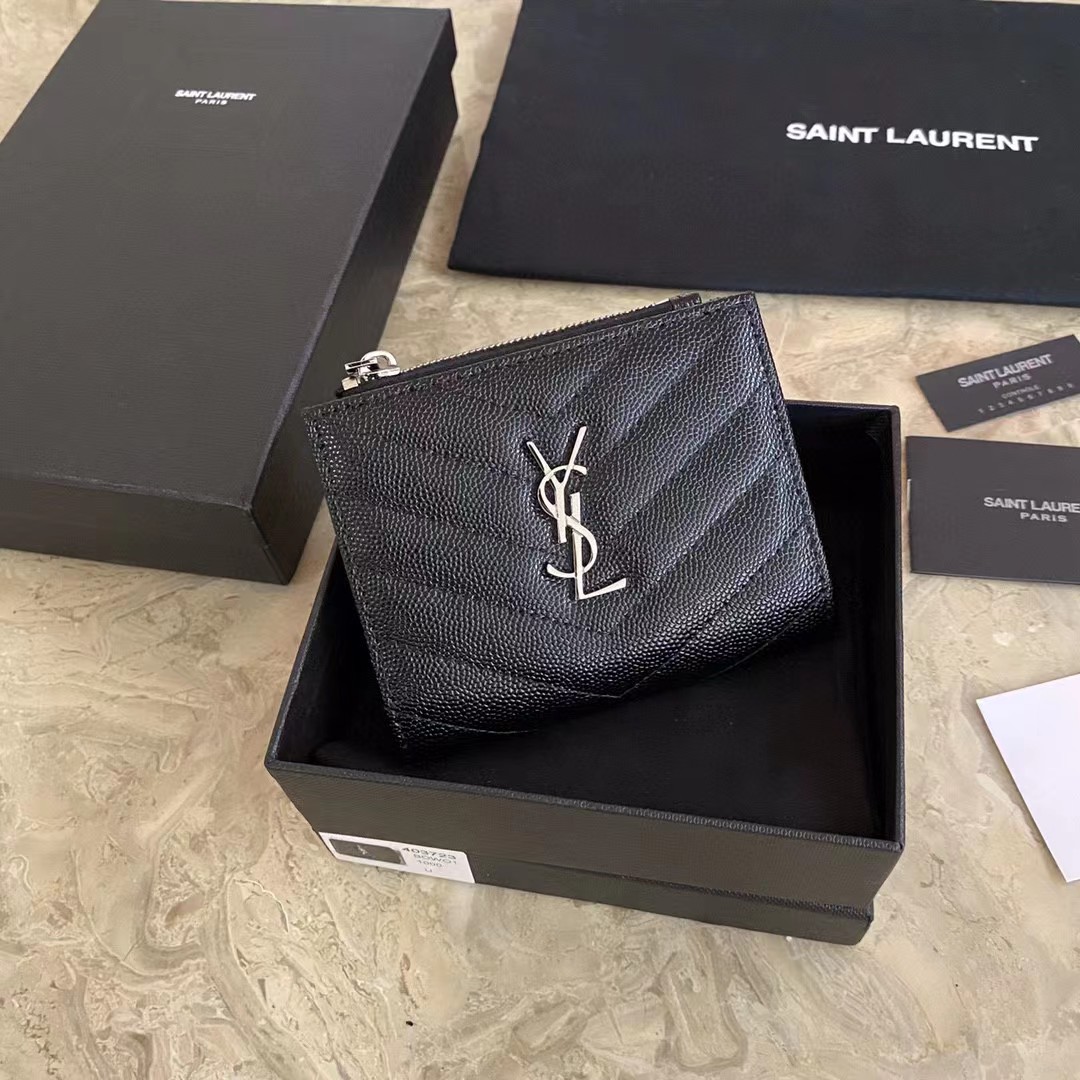 Saint Laurent Wallet - EUR FASHION