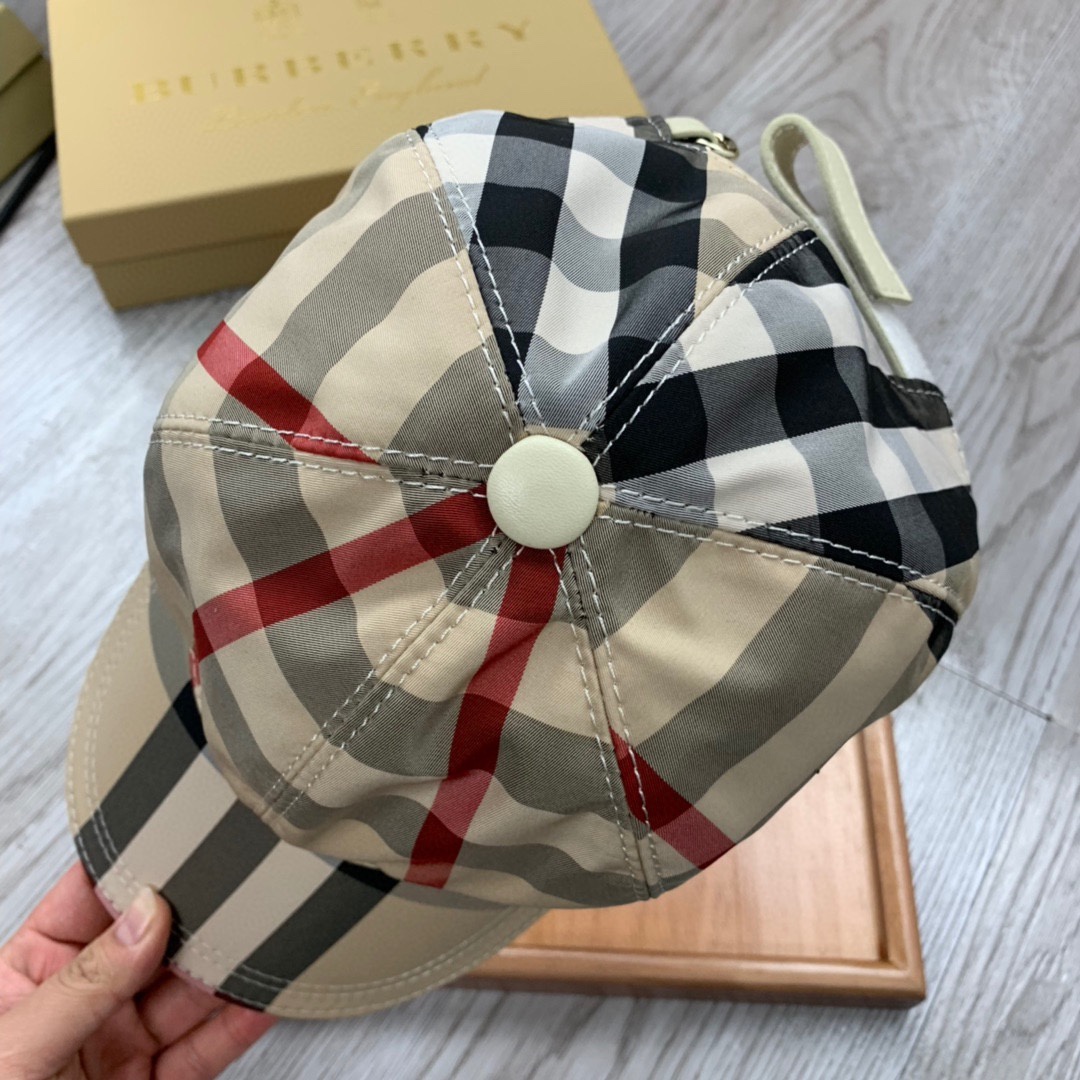 Burberry Vintage Check And Icon Stripe Baseball Cap - EUR FASHION