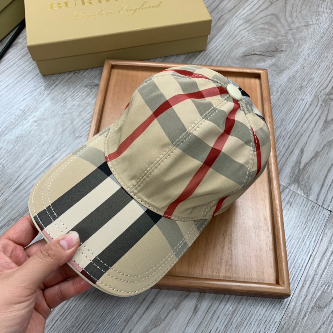 Burberry Vintage Check And Icon Stripe Baseball Cap - EUR FASHION