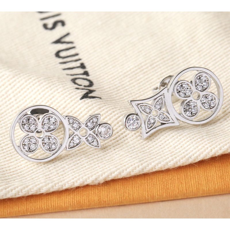 Louis Vuitton Idylle Blossom Studs - EUR FASHION