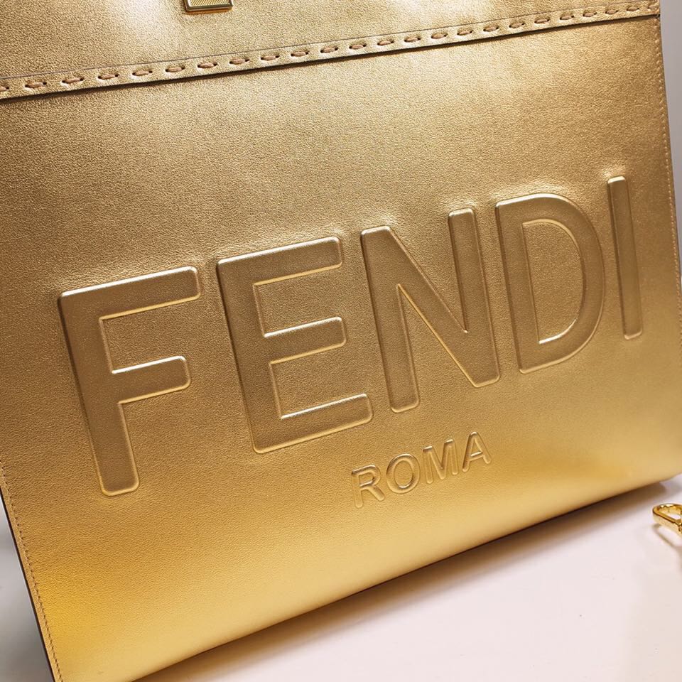 Fendi Sunshine Medium Shopper Bag In Gold Laminated Leather (35-31-17cm)  8BH386 - EUR FASHION