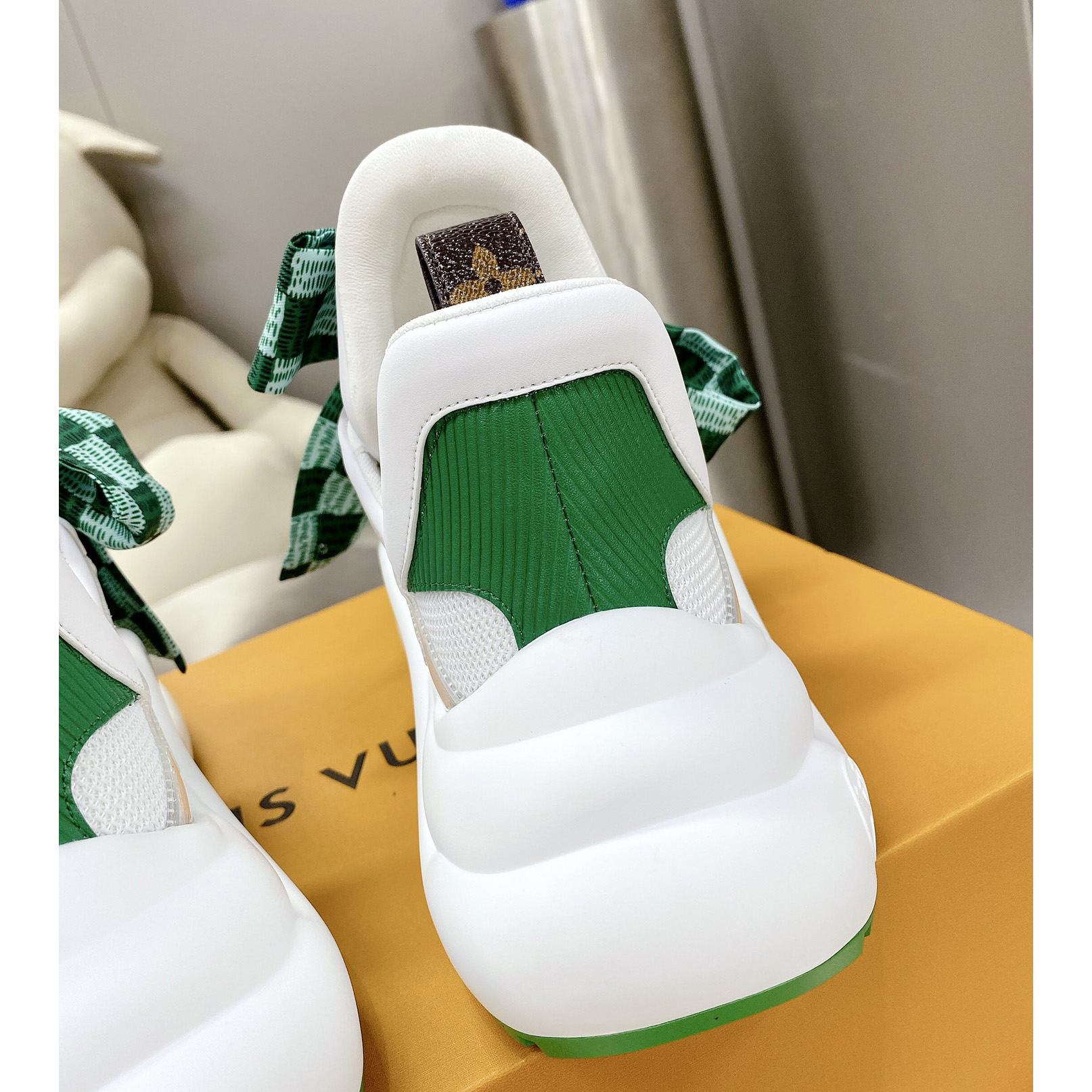 Louis Vuitton LV Archlight Sneaker - EUR FASHION